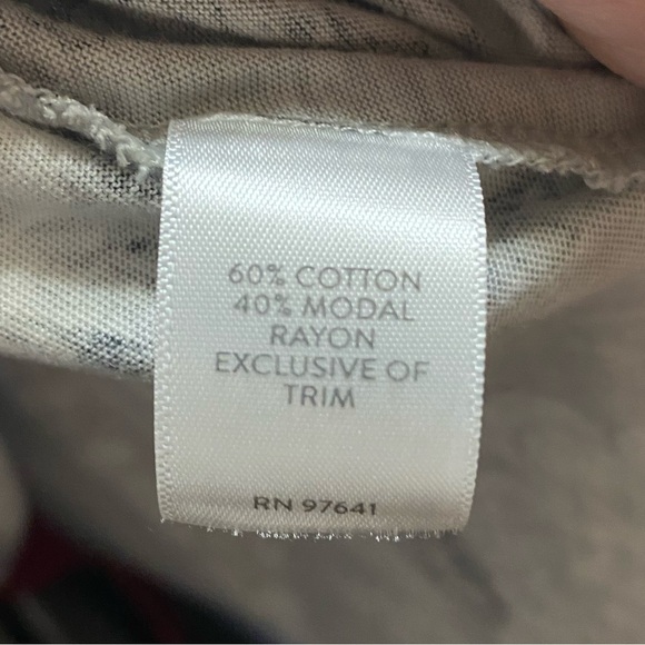 J. Jill Floral Tunic. Size XL. Black, white and grey. - Picture 6 of 6